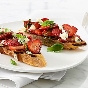 strawberry basil crostini index image